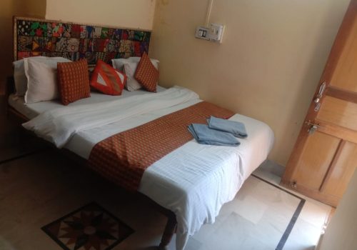 Standard Double Room3