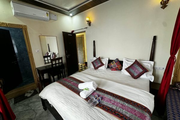 deluxe Room (1)